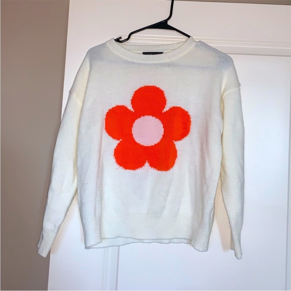 Flower sweater